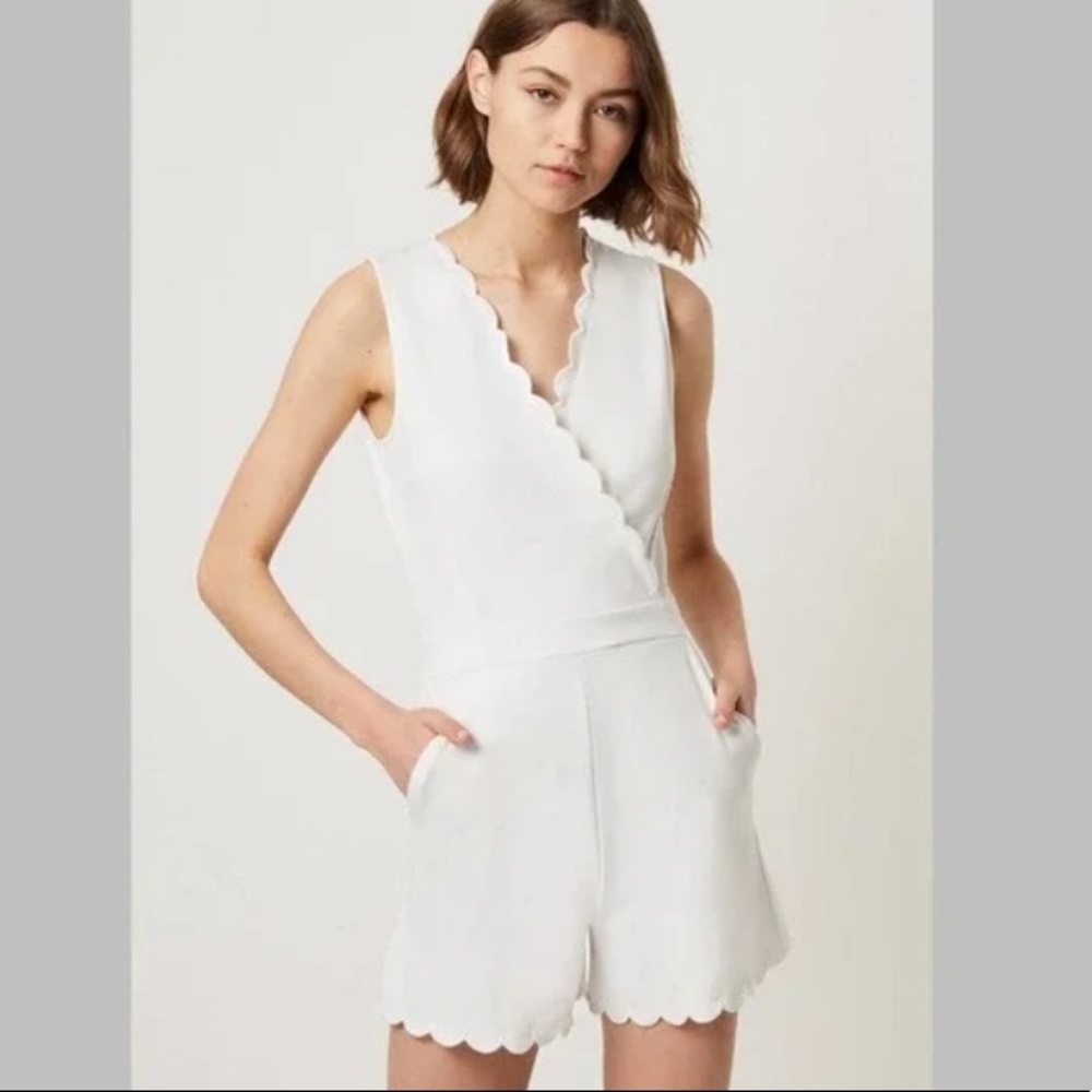 FRENCH CONNECTION- NWT Beau Scalloped Daytime Romper in Summer White Size 8
